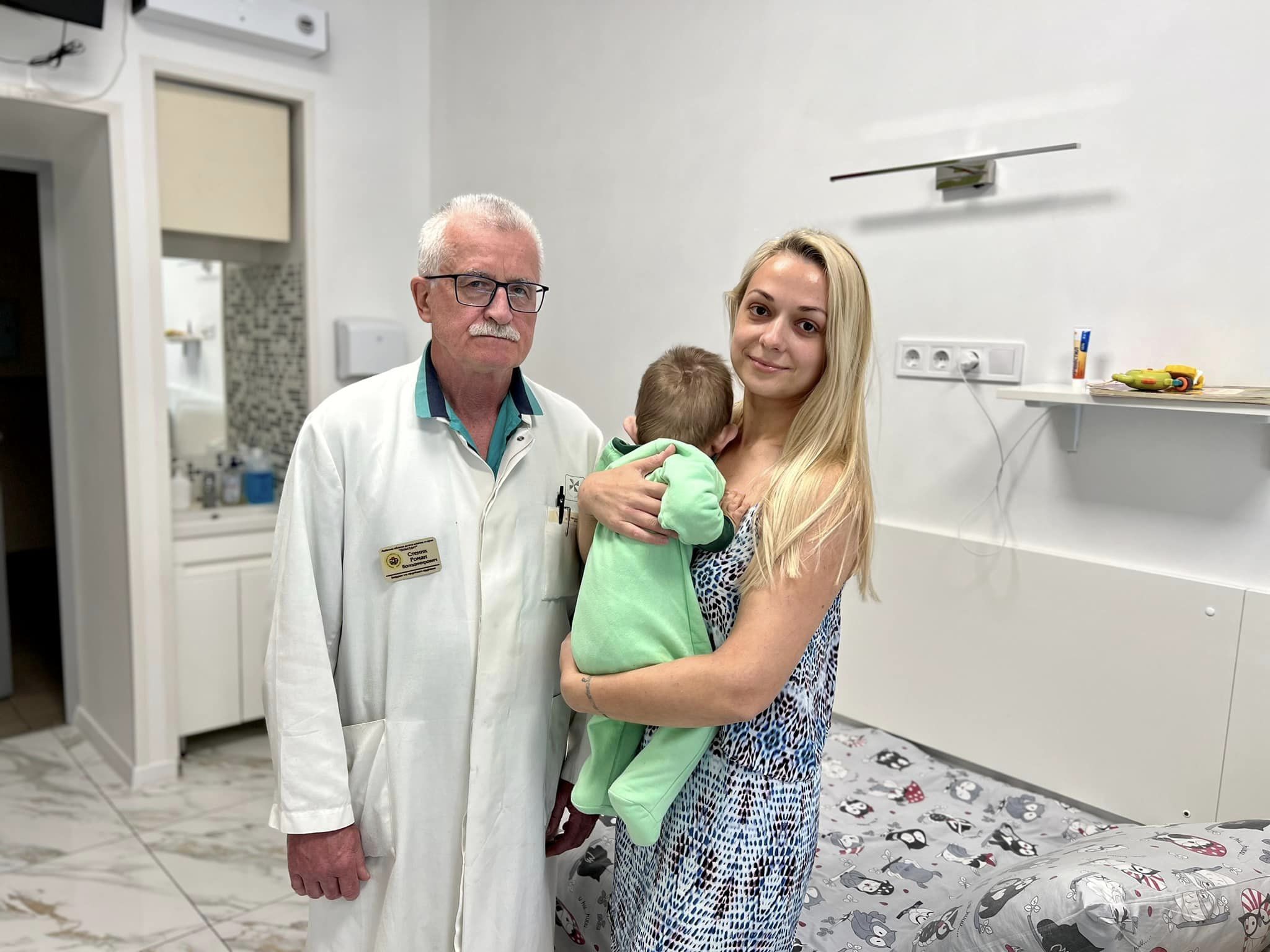 У Львові прооперували хлопчика із Умані, в якого був вроджений дефект прямої кишки