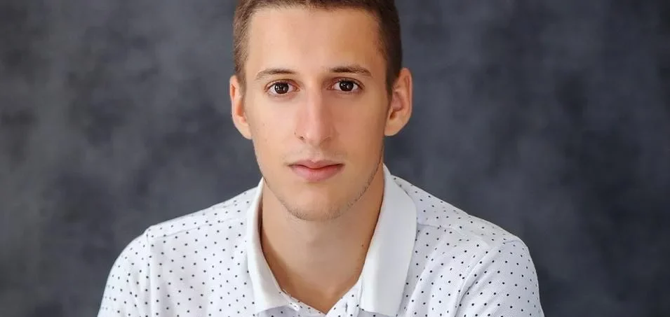 Син народної депутатки з Львівщини втік за кордон