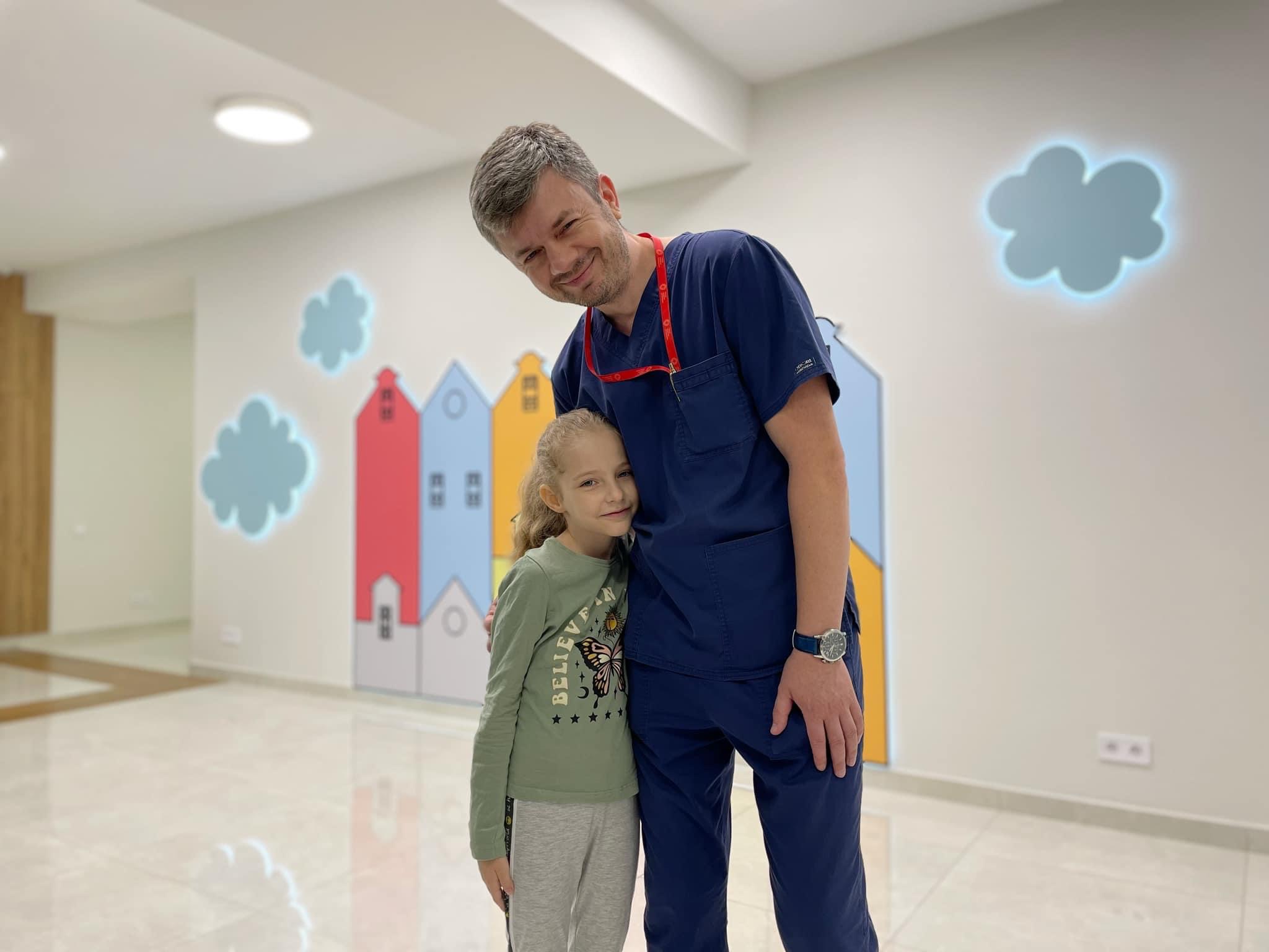 У Львові врятували 7-річну дівчинку, яка ледь не загинула через невідому інфекцію