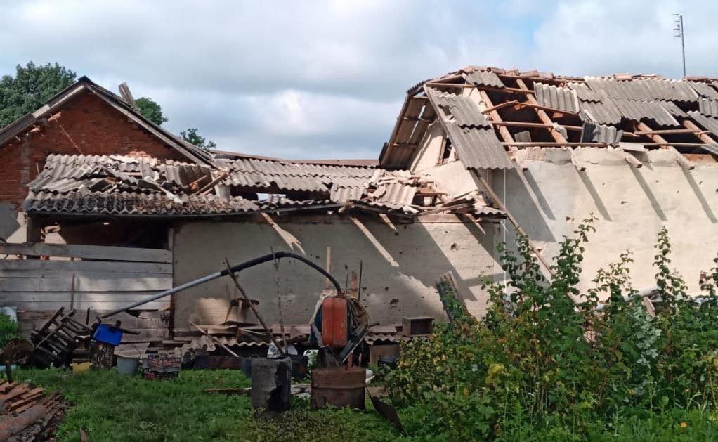 Росіяни вдарили по житловому будинку на Івано-Франківщині: загинув 8-річний хлопчик