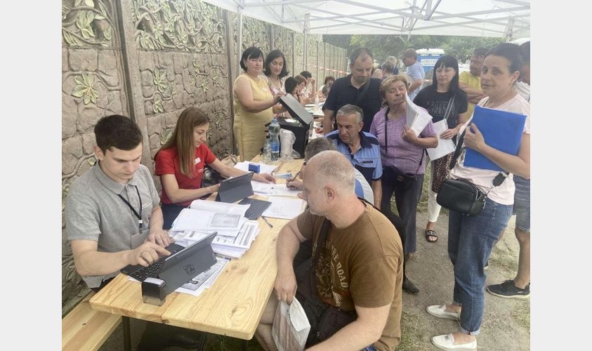 За допомогою у виїзний ЦНАП на Каховській вже звернулись 280 мешканців