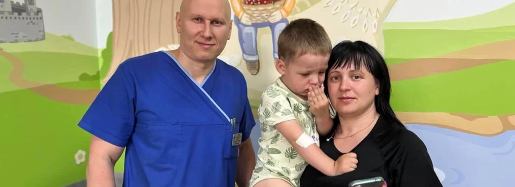 Львівські лікарі врятували хлопчика з Самбірщини, у якого діагностували запалення кісткового мозку