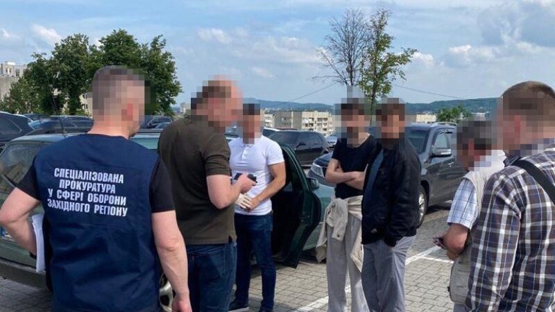 На Львівщині судитимуть організаторів злочинної групи, які сприяли виїзду ухилянтів на кордон