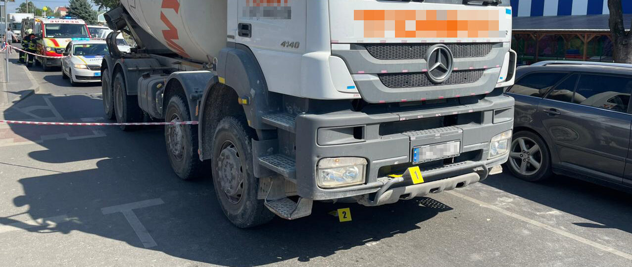 У Львові бетоновоз на смерть збив літнього пішохода