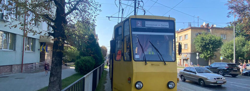 Мешканка Червонограда потрапила під трамвай у Львові
