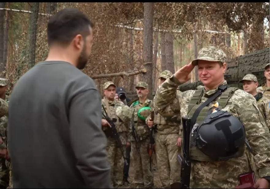Щодня рятує життя воїнів: військову з Сокальщини нагородив президент