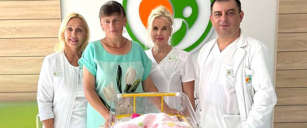 Львівські медики виходили дівчинку, яка народилася на 27-му тижні вагітності