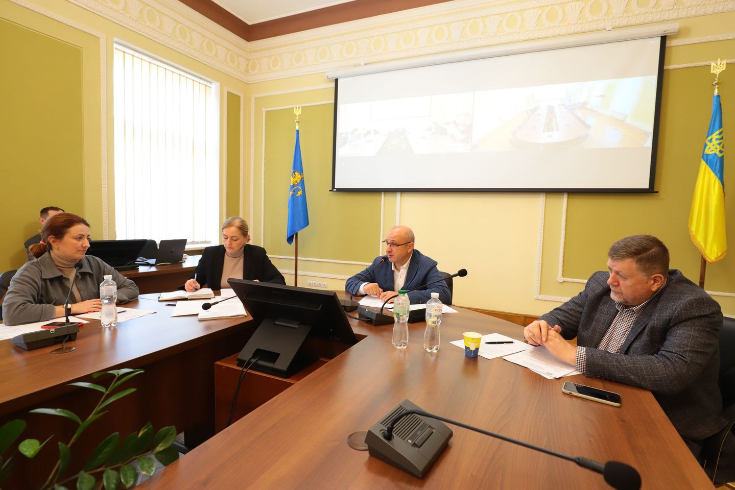 У Львівській обласній раді ініціюють створення першої в Україні відзнаки жінки-офіцера