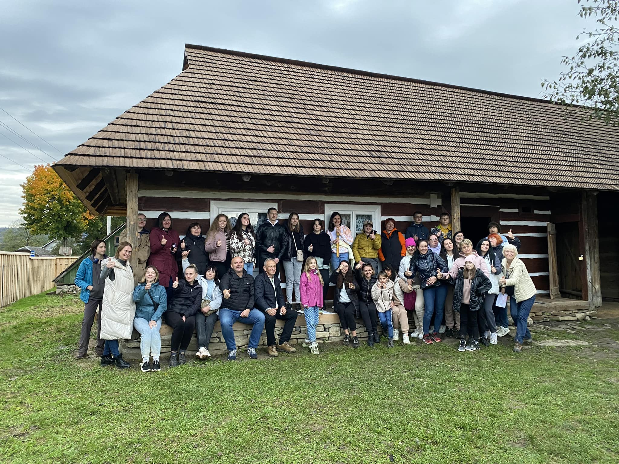 «Нанашкову хату» вперше відвідала екскурсійна група (ВІДЕО)
