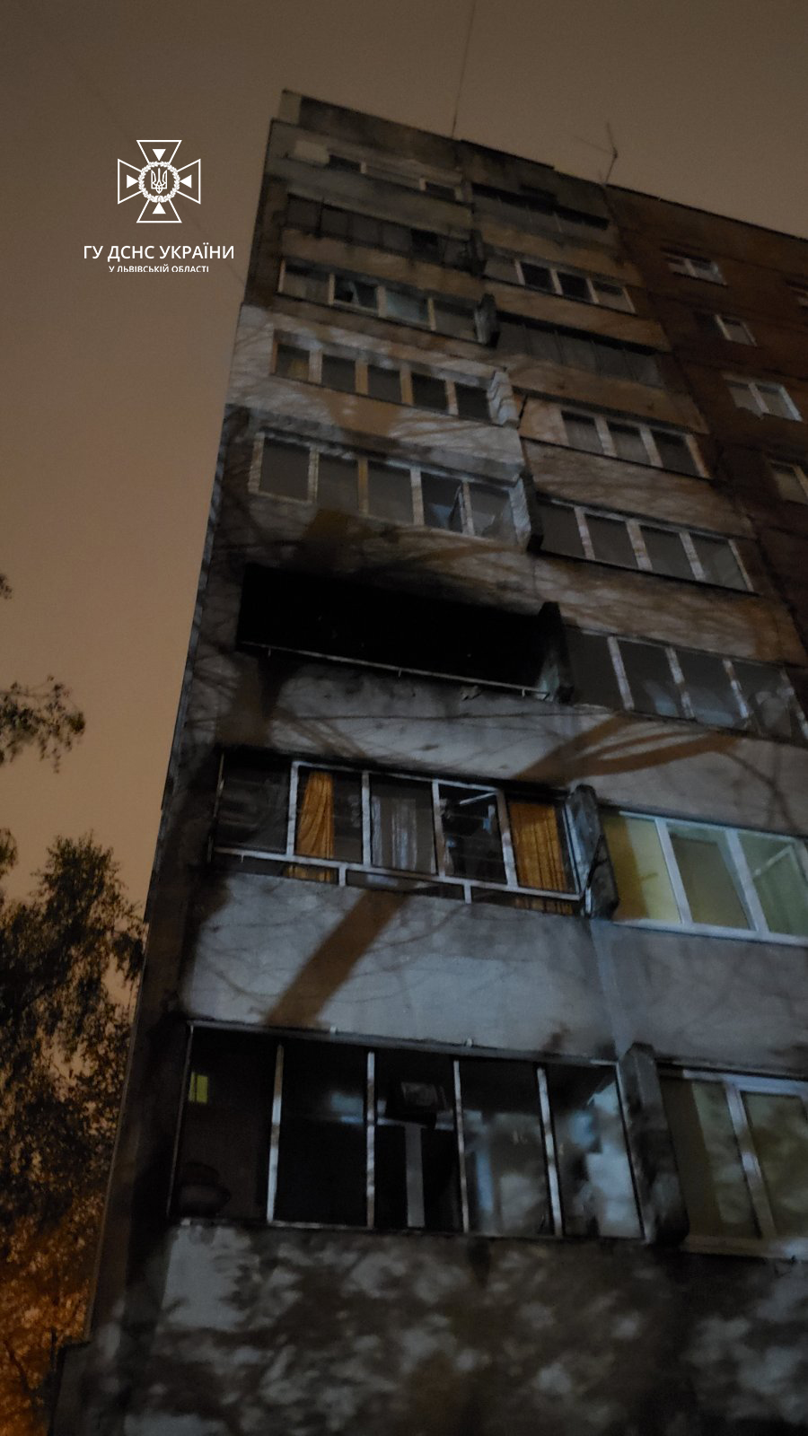 На Сихові в багатоповерхівці згорів чоловік