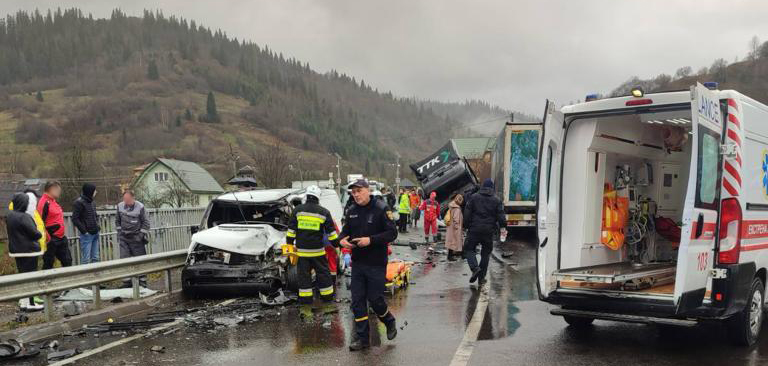 Масштабна аварія на Сколівщині: постраждали шестеро людей