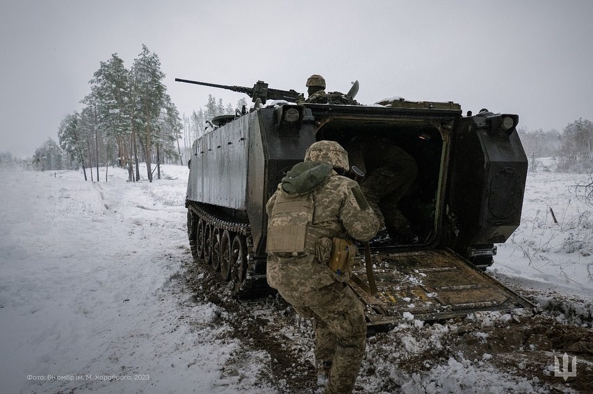 Втрати ворога: понад 320 тисяч росіян знищено на війні в Україні