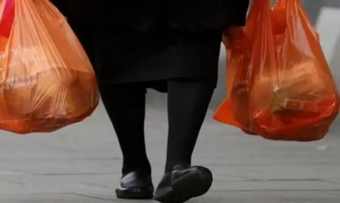 Мешканець Вінницької області хотів незаконно заволодіти квартирою бабусі у Залізничному районі Львова