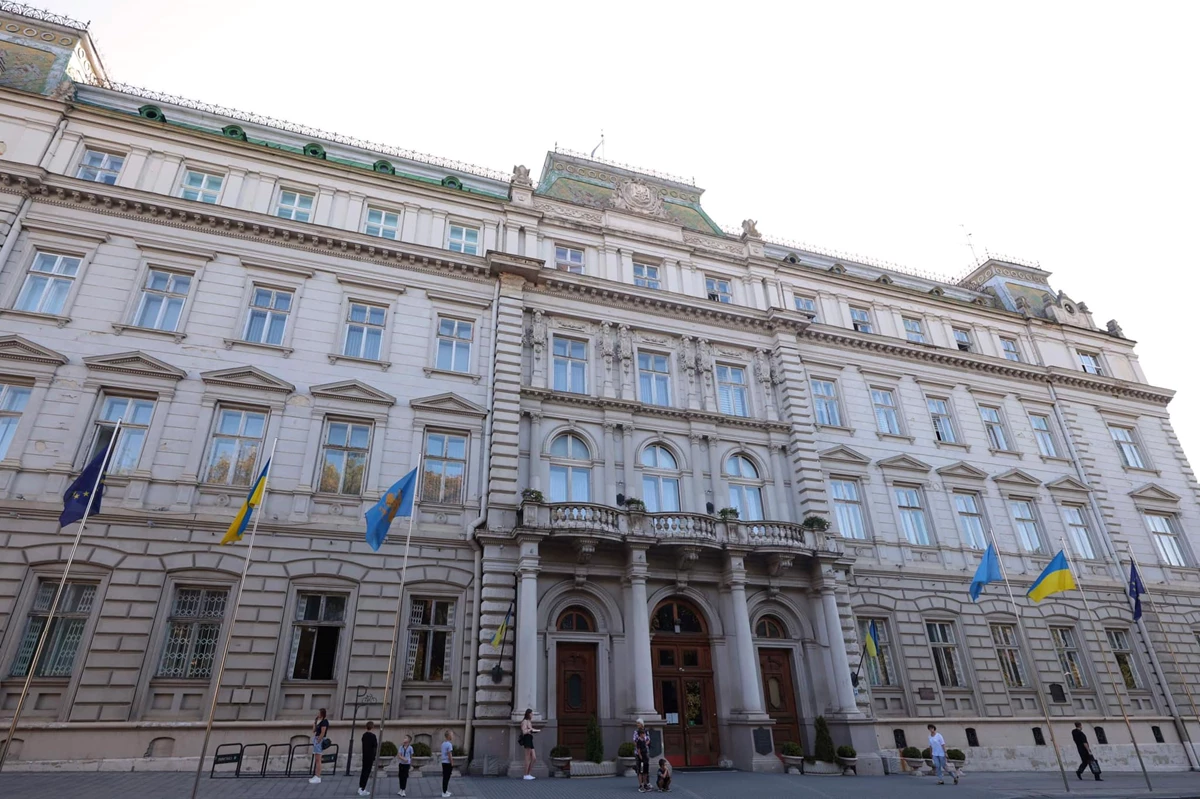 У Козицького ще думають, чи віддавати бюджет на затвердження депутатам