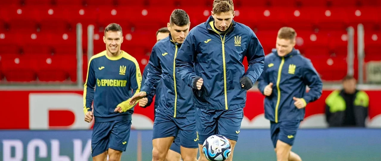 Українська збірна з футболу зіграє у півфіналі плей-оф з Боснією і Герцоговиною