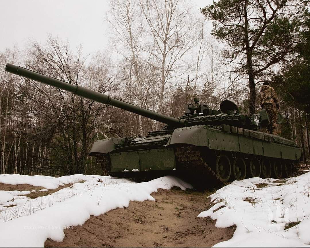 Втрати ворога: українські Захисники за минулу добу знищили ще 1090 російських вояків