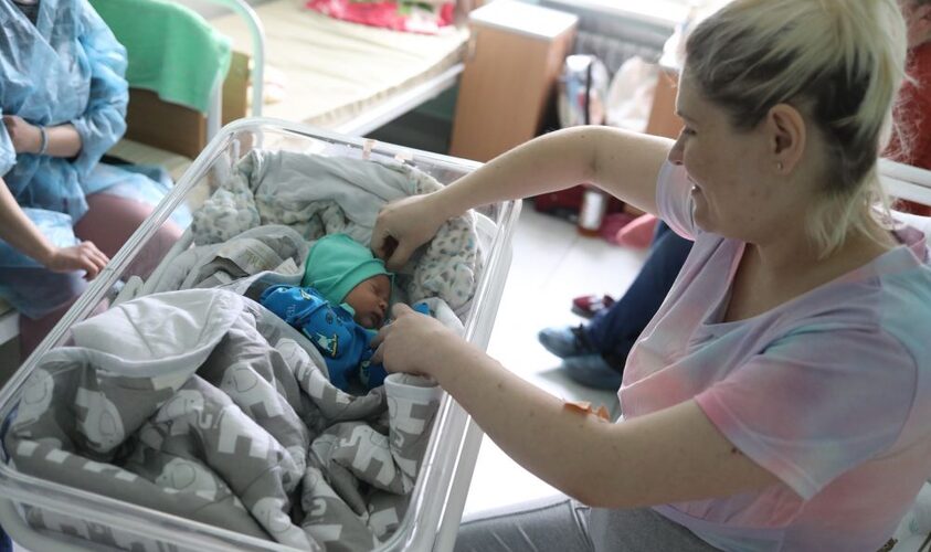 Від початку війни у міських пологових Львова народилось понад 7 тисяч немовлят