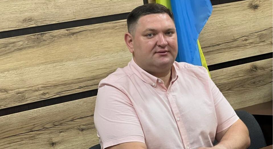 Самбірський депутат, підозрюваний у зловживаннях, залишився без мандату і посади