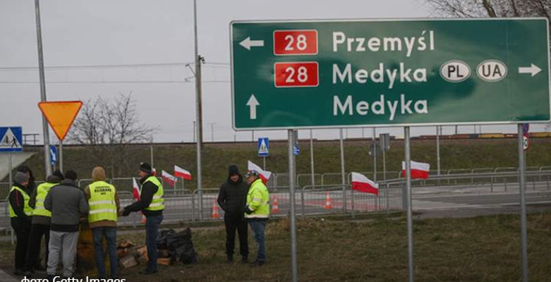 Польські фермери припинили блокаду “Шегині-Медика”