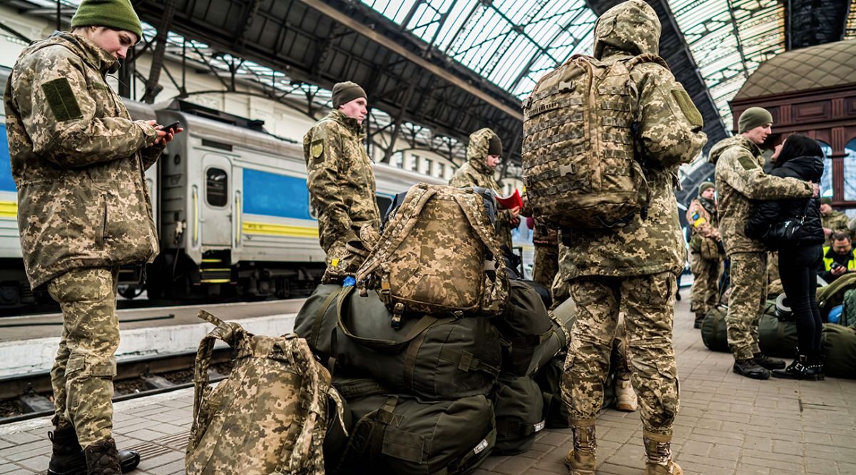 “Мобілізація” потіснила “контрнаступ”: в Україні визначили головне слово 2023 року