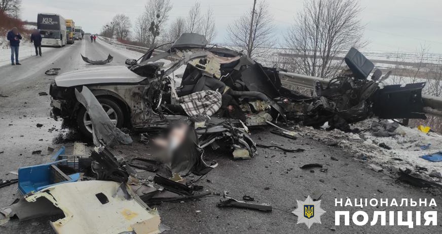 У Золочівському районі трапилась ДТП: одна людина загинула, двоє травмованих