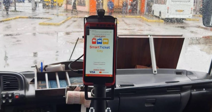 Пасажирам платитимуть гроші за скарги на водіїв, які саботують валідатори