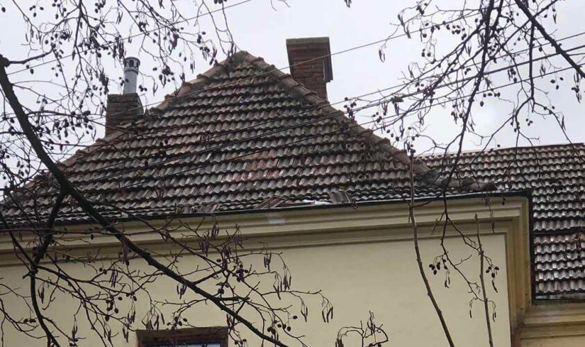 У Дублянах відновили дах гуртожитку, який постраждав внаслідок обстрілу “шахедами” 1 січня