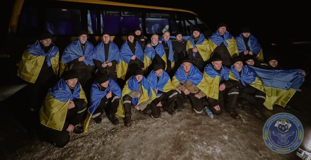 Україна повернула додому ще 100 Захисників з російського полону