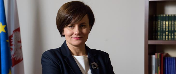 Ганьба і сором. Вибач, воююча Україна, – Генконсулка Польщі у Львові про блокаду кордону