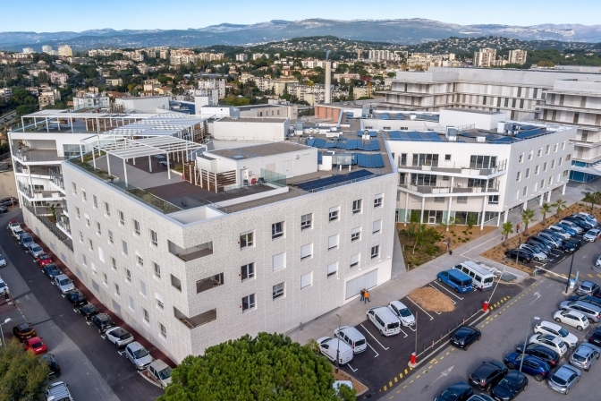 У Львові з допомогою французьких архітекторів збудують сучасний центр для літніх людей