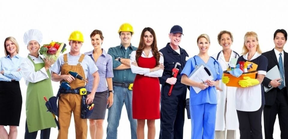 Водії, вантажники, вчителі: перелік доступних вакансій у Львівській області