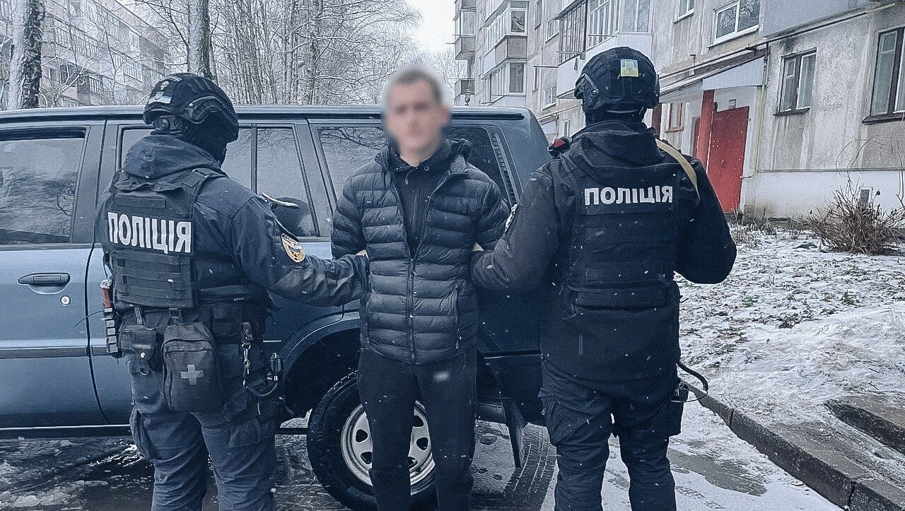 Серед постраждалих жителі Львівщини: поліція затримала злочинну групу, яка на замовлення спалювала житло громадян