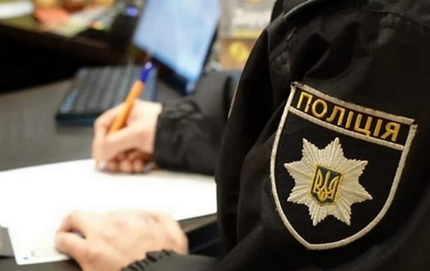 Видурив у клієнтів банку більше 100 тисяч гривень: 22-річному стриянину повідомили про підозру