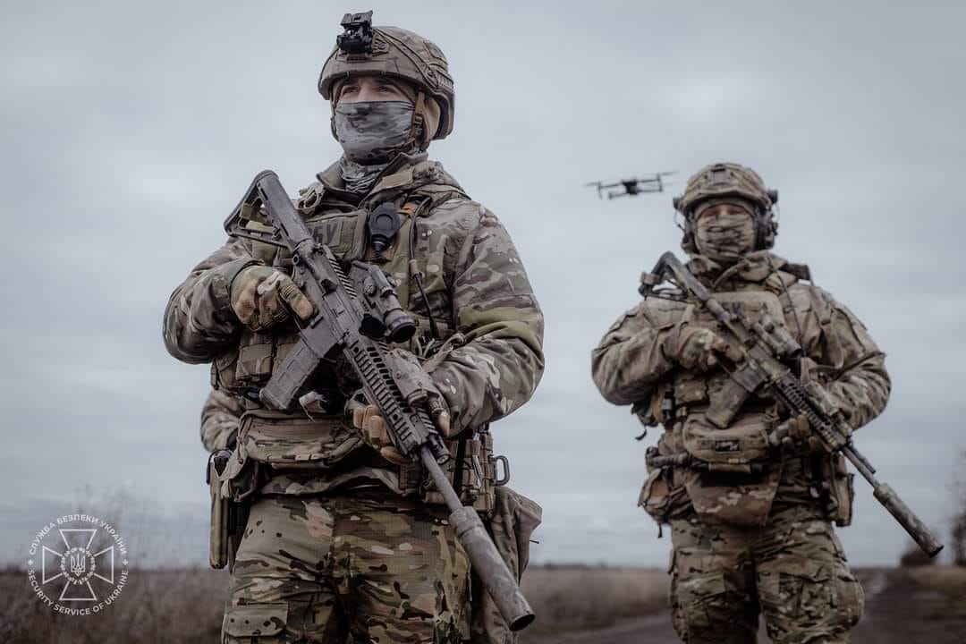 Втрати ворога: напередодні українські оборонці ліквідували 17 танків та збили 42 БПЛА