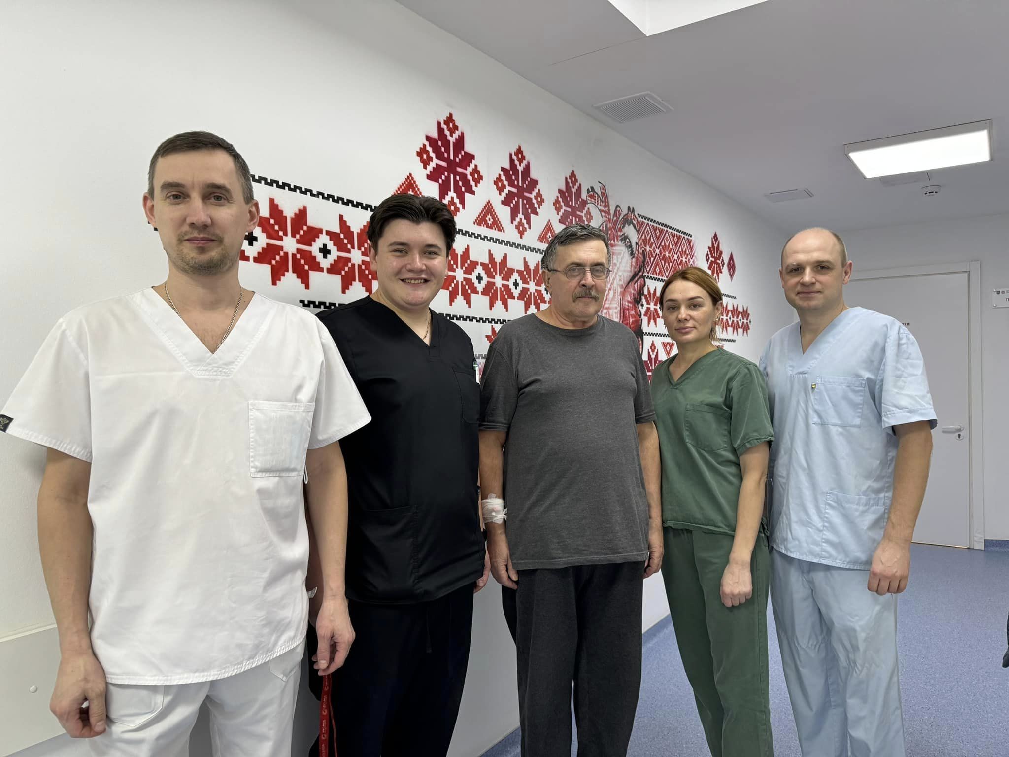 Львівські медики врятували чоловіка з величезною аневризмою