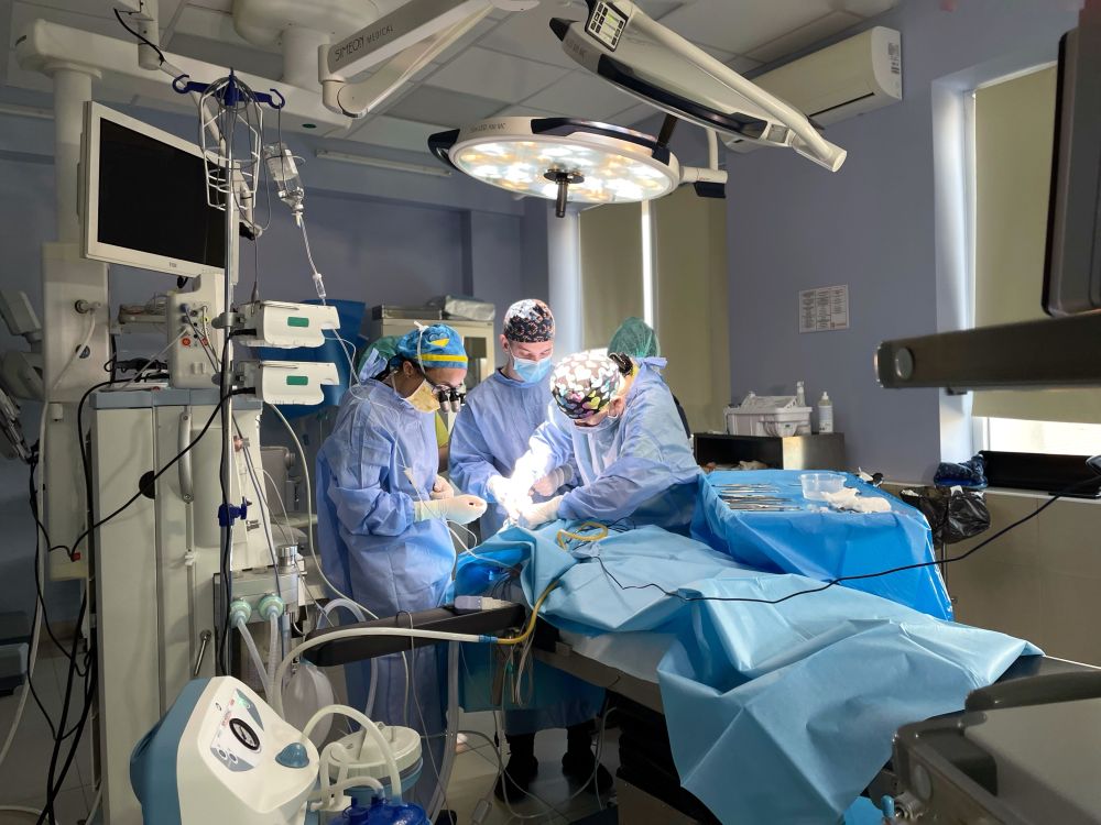 Львівські та американські хірурги за 5 днів прооперували 20 дітей