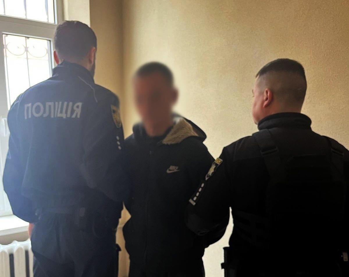 18-річний мешканець Золочівщини намагався обікрасти магазин