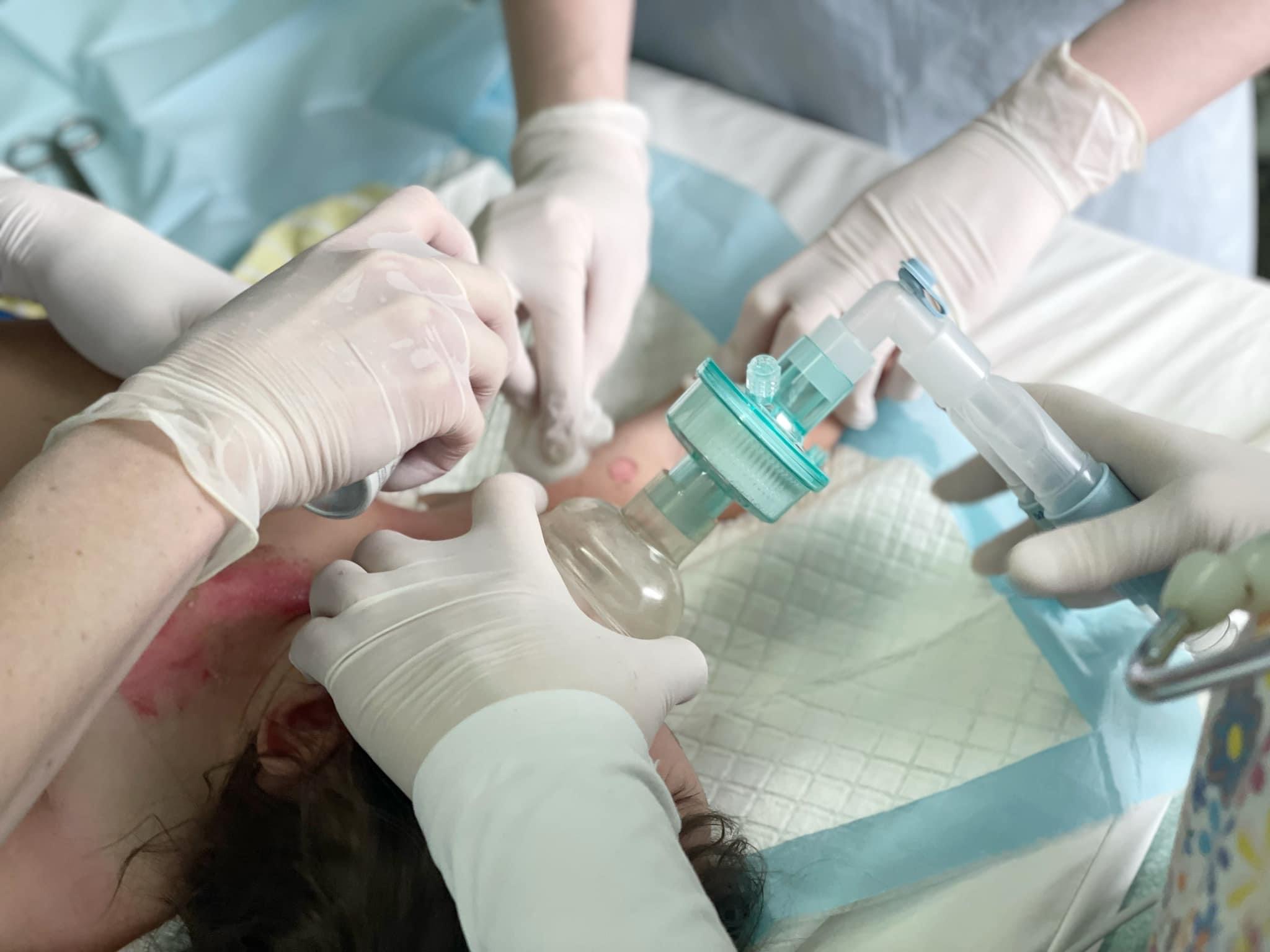 Львівські лікарі врятували 10-місячного Ігорчика з опіками