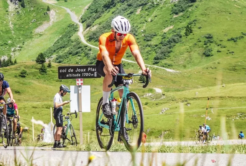 2 тисячі км за за 10 днів: велосипедист з Франції стартував до Львова з благодійною метою