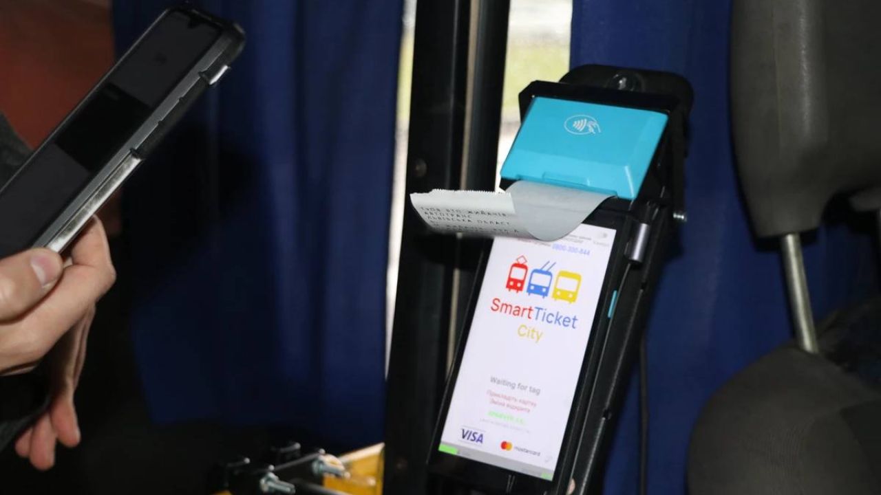 Знижку на проїзд в обласних маршрутках Львівщини продовжили ще на місяць