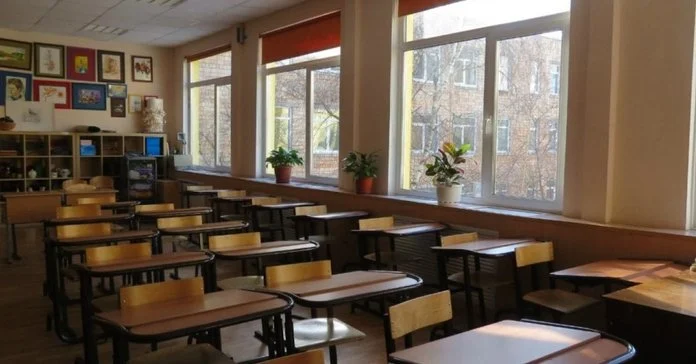 На Львівщині зареєстрували петицію про заборону закриття шкіл у період війни