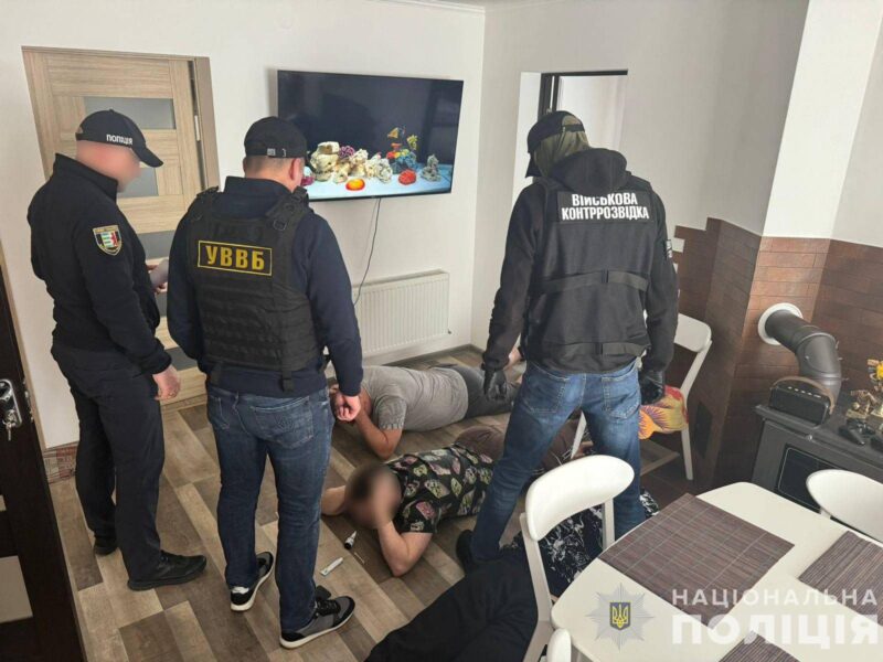 Переправляв ухилянтів в Європу за 9000$: поліція затримала організатора