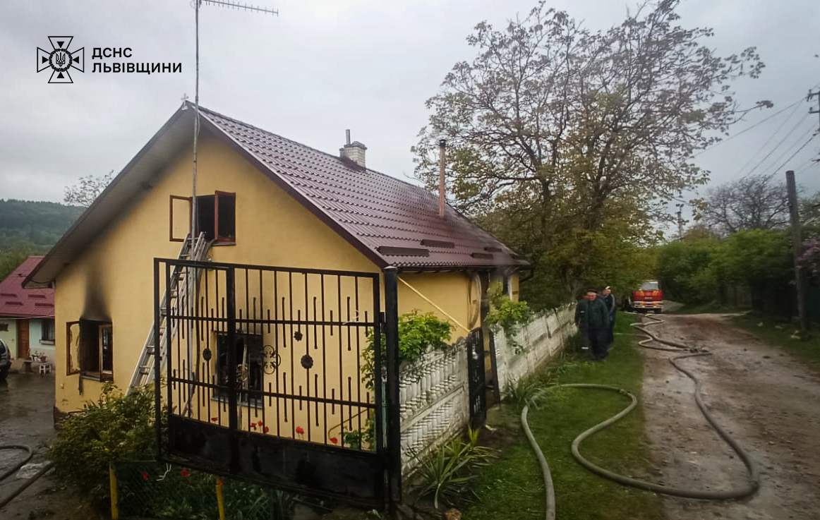 79-літній чоловік загинув в пожежі власного дому на Львівщині