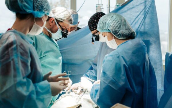 В одній з львівських лікарень допомогли Захиснику з Запоріжжя