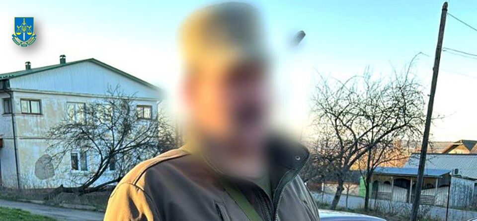 На Львівщині взяли під варту полковника прикордонної служби, який за хабар взявся “відмазувати” перевізника ухилянтів