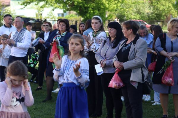 Майже 109 тисяч гривень для ЗСУ зібрали жителі Щирця на благодійному ярмарку