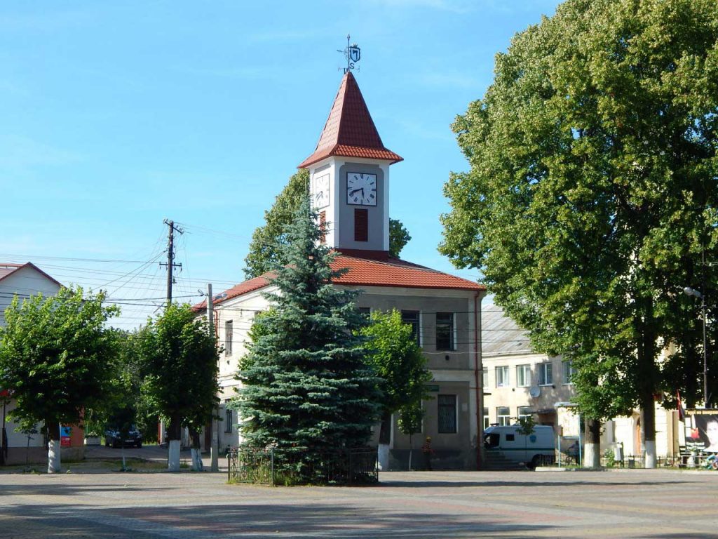 Депутати Хирівської міськради просять скасувати обмеження для жителів прикордоння