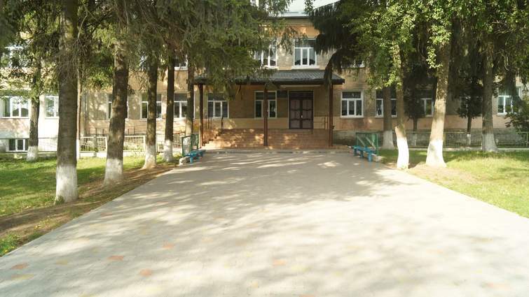 На Львівщині суд оштрафував батьків учнів, які знущались з семикласника