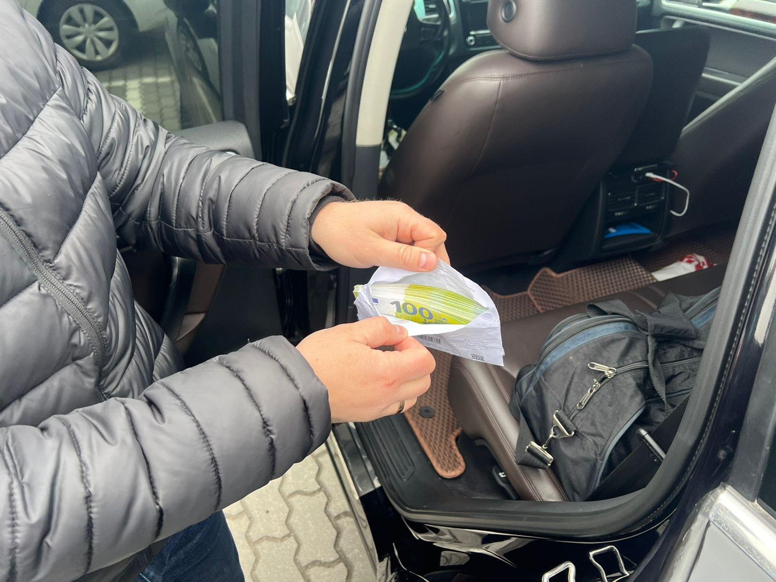 На Львівщині викрили чоловіка, який за 8 тисяч євро проводив “ухилянтів” зеленими маршрутами