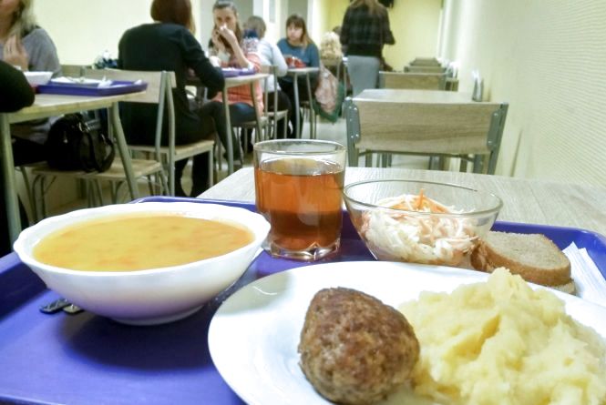 АМКУ оштрафував учасників торгів за змову на закупівлях продуктів харчування для закладів освіти у Сокальському районі